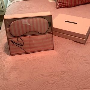 Victoria’s Secret eyemask and pillowcase set
